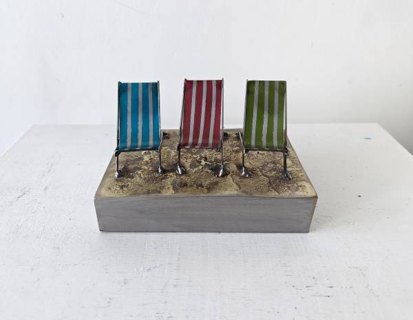 - a , metal Sculpture by Whittle Design, measuring 12 x 17 cm (H x W) £135